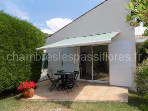 Photo de la Villas Saint Palais sur Mer - PETITE MAISON - dans un CADRE PRIVILIGIÉ au CALME à Saint-Palais-sur-Mer